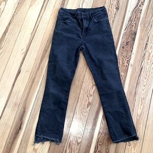 MOTHER jeans size 29. The insider crop step fray